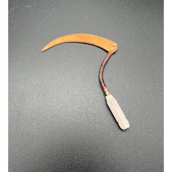 Vintage Metal Halloween Scythe Sickle Model Toy Doll Miniature 3.5” Farmhouse - Picture 2 of 3